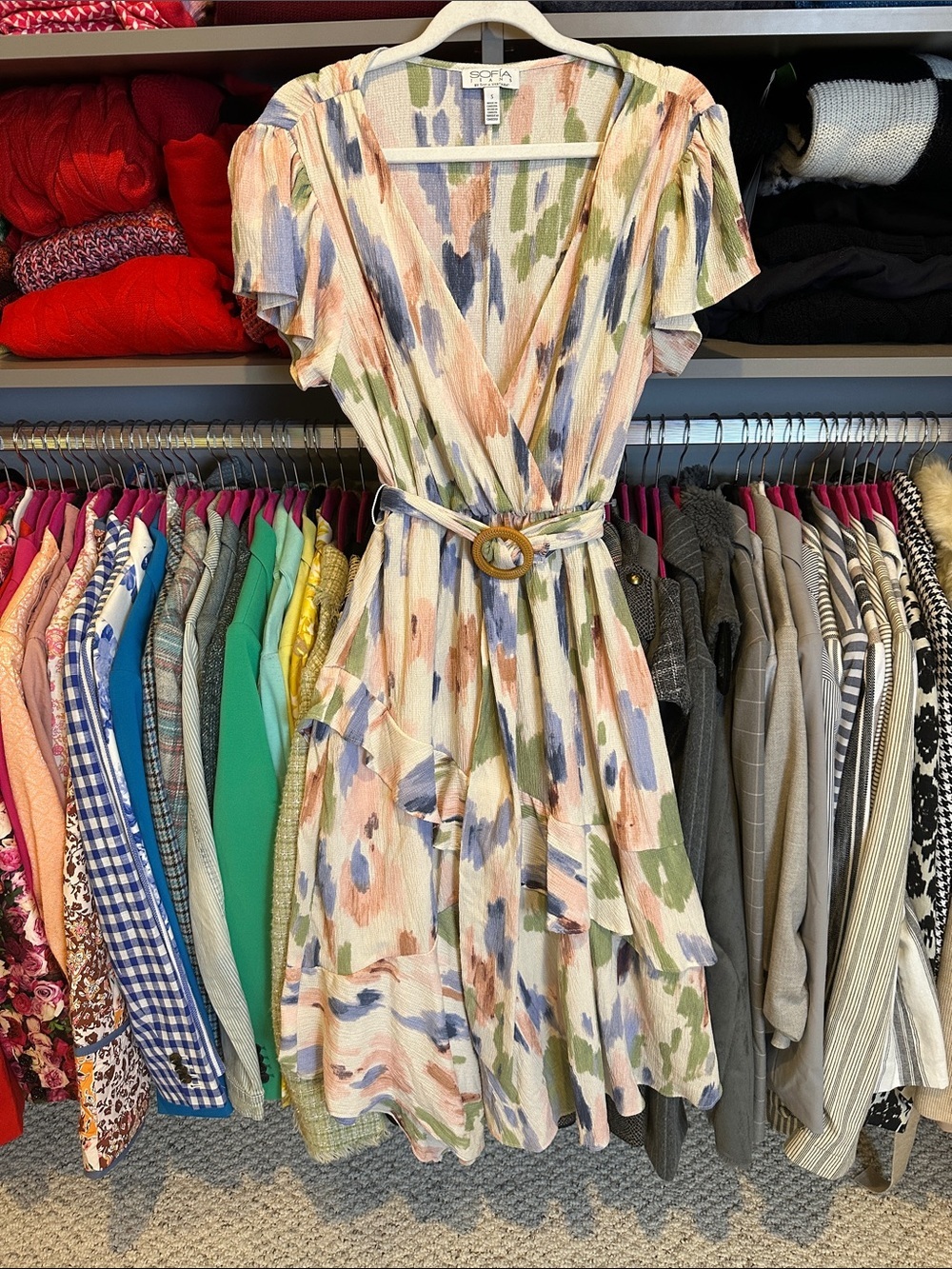 Sophia Vergara cream/multicolored print short sleeve belted v neck midi dress S